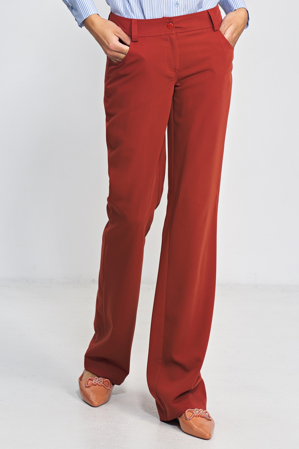  Trousers model 185196 Nife  red
