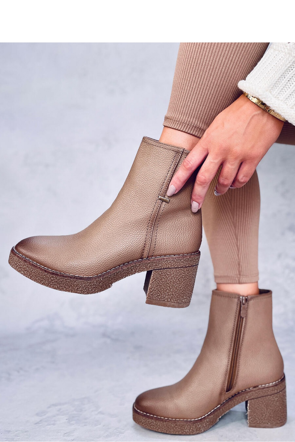  Heel boots model 187385 Inello  brown