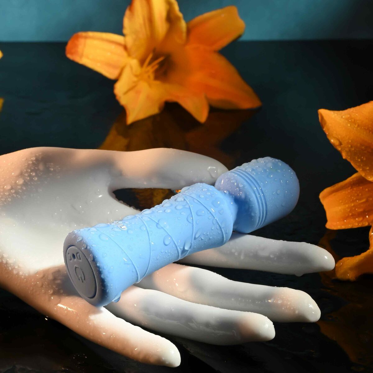 Massager Evolved Blue Massager Evolved Blue