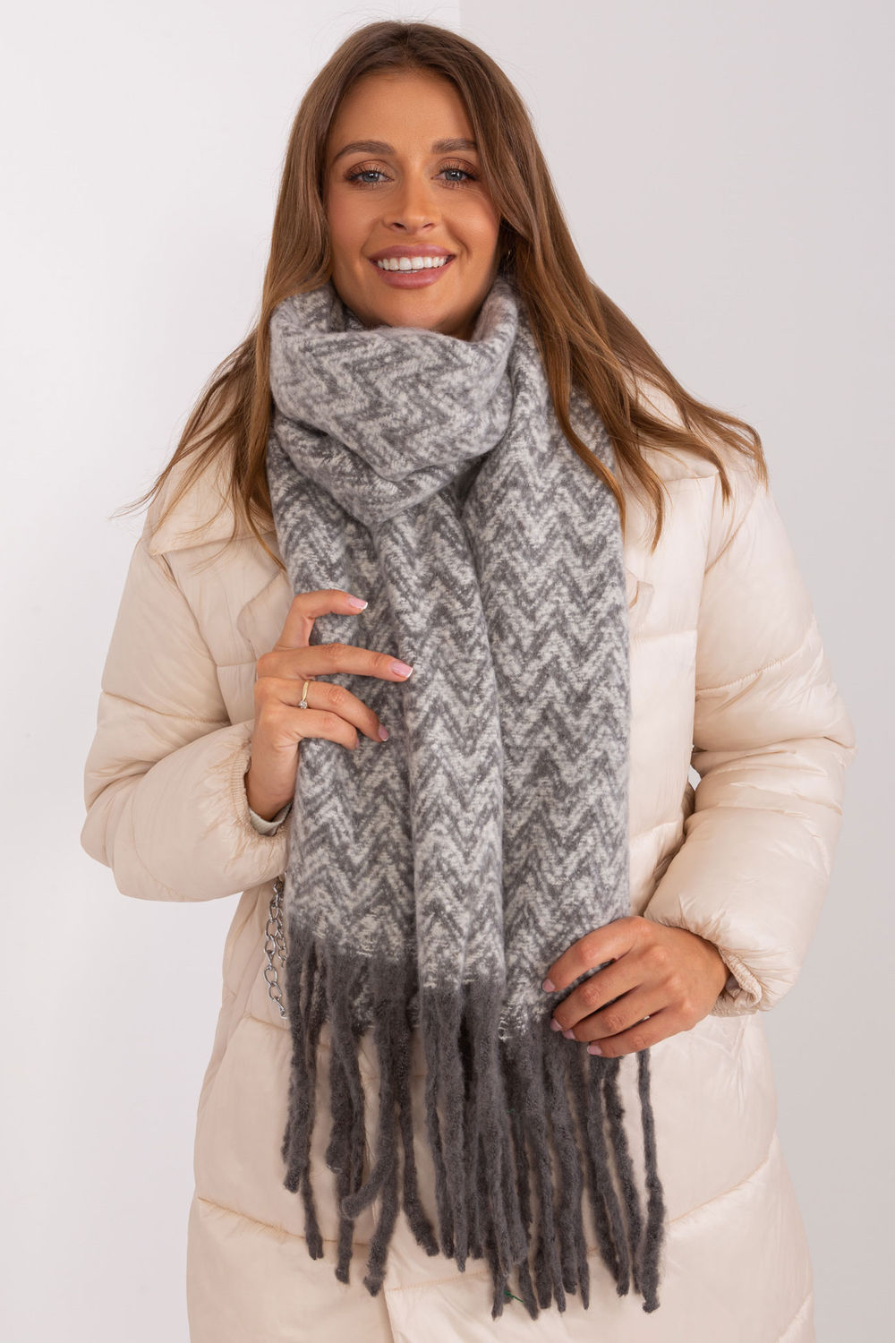  Shawl model 189240 AT  grey