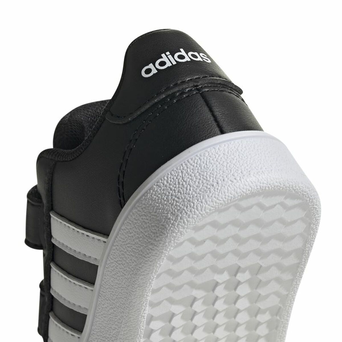 Sports Shoes for Kids Adidas Grand Court I Black