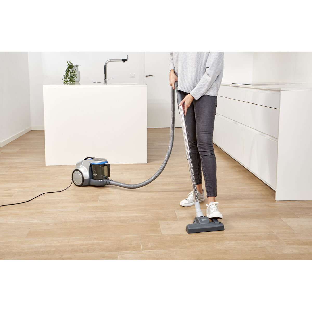 Extractor Black & Decker BXVML700E Black 700 W Extractor Black & Decker BXVML700E Black 700 W