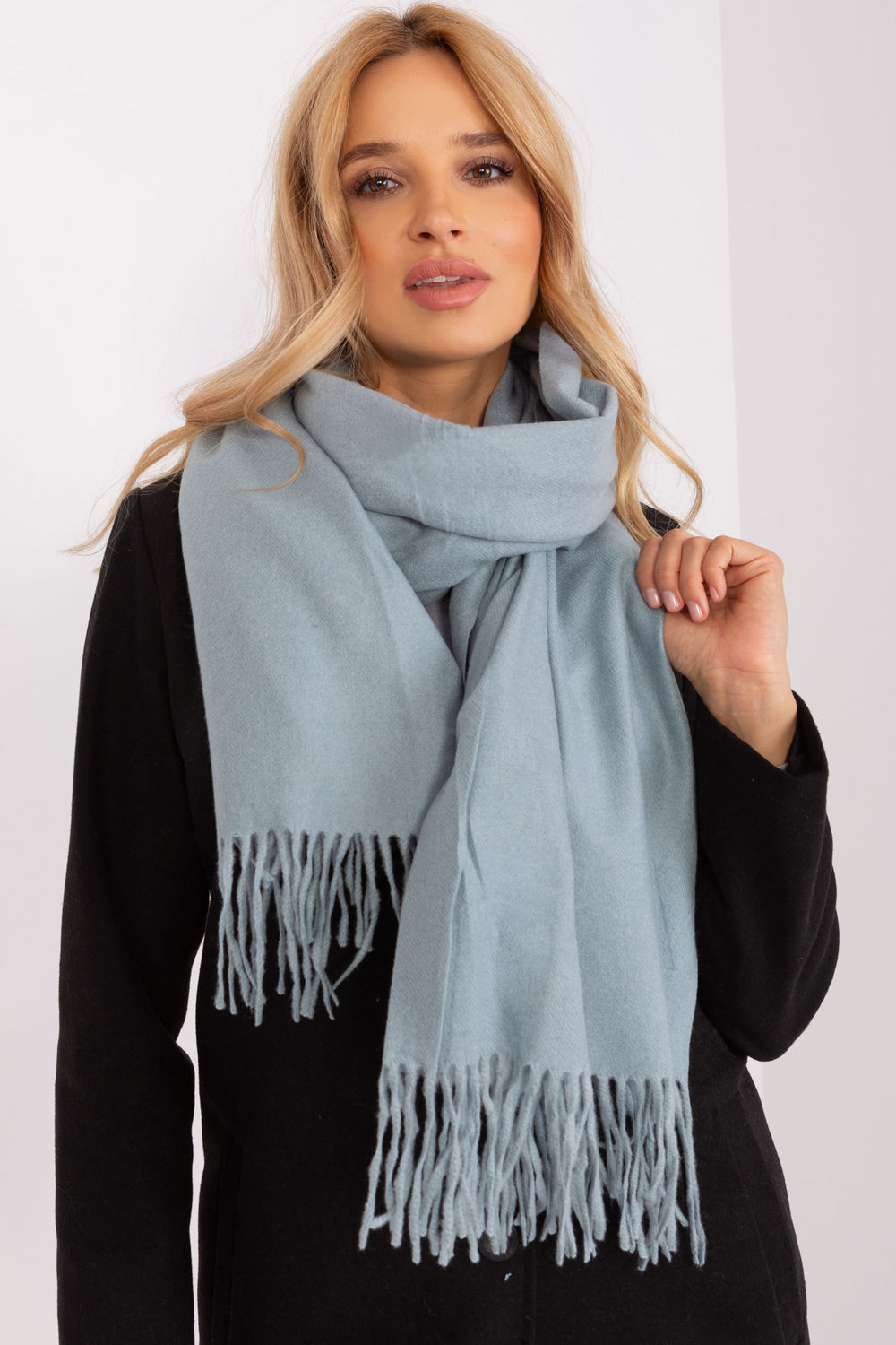 Shawl model 187609 AT  green