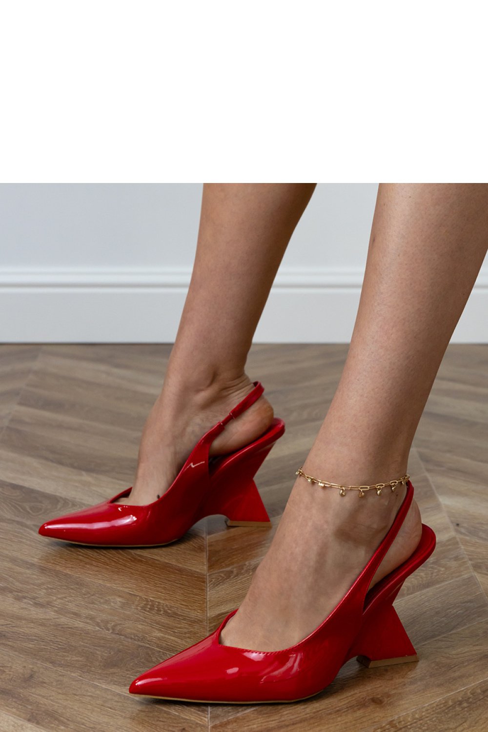  Heel pumps model PRIMO  red