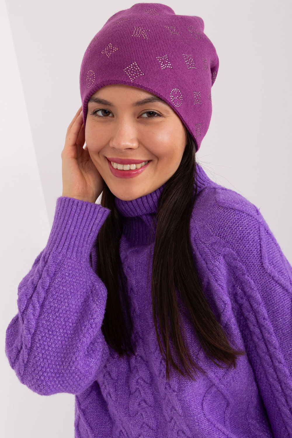   Czapka Model AT-CZ-2325.86 Violet - AT  violet
